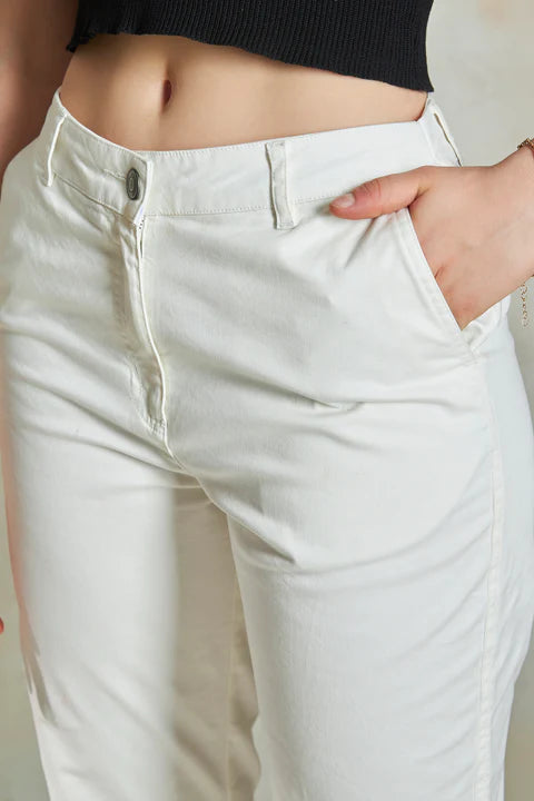 High-Waisted 100% Cotton Mom Fit Trousers for Women – Breathable & Stylish Everyday Pants