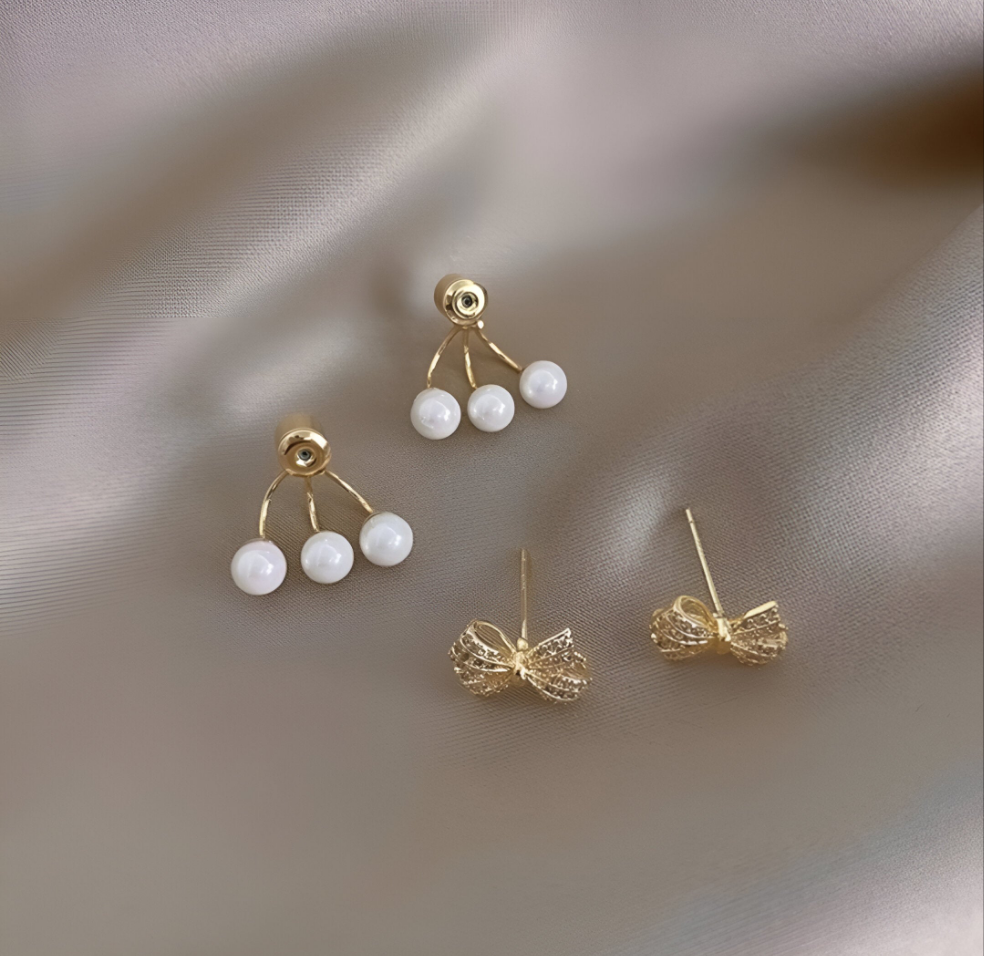 Elys Gold Plated Luxury bow Earrings