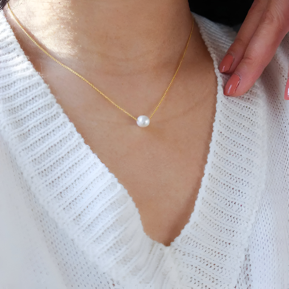 Eira Pearl Necklace