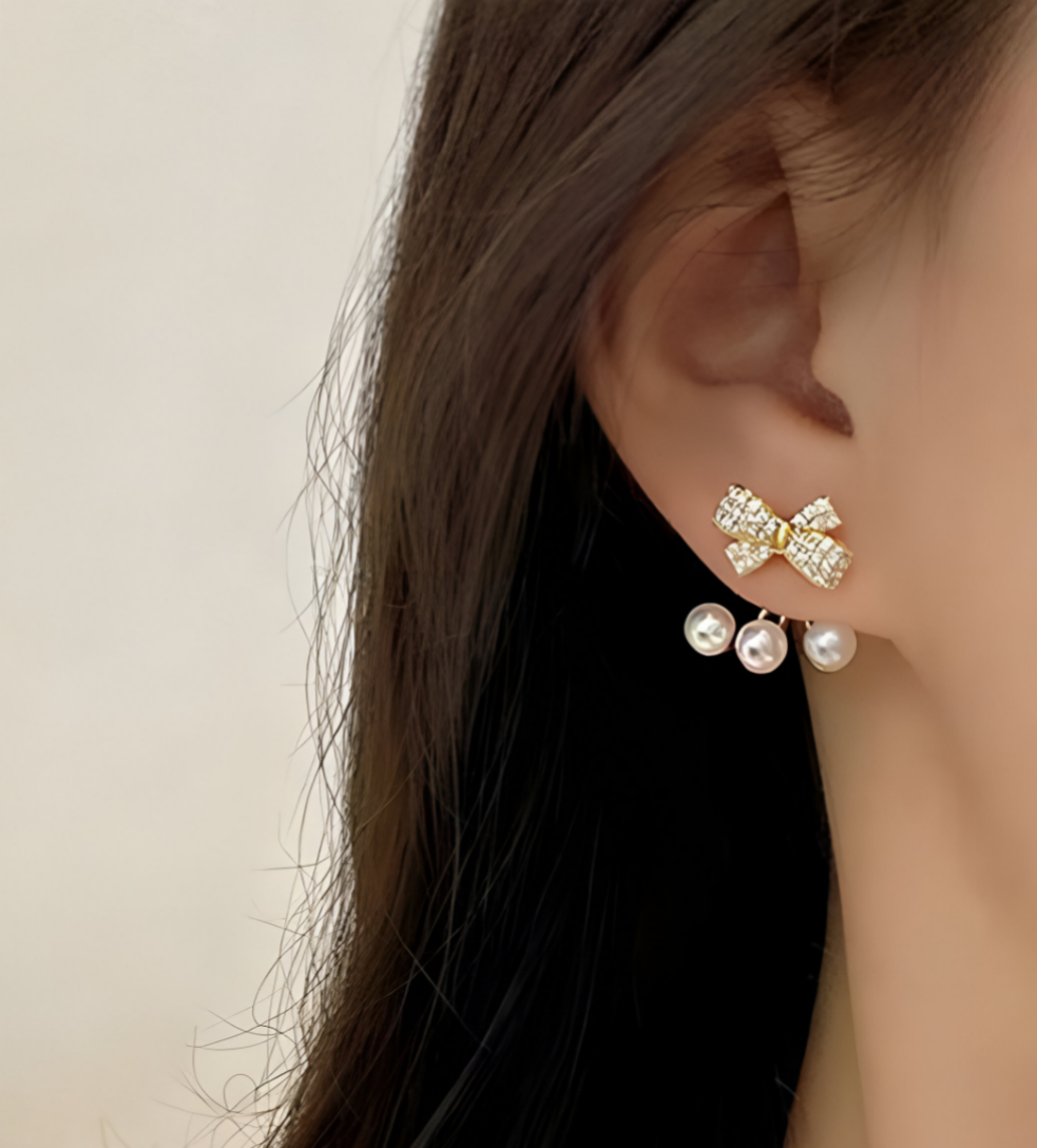 Elys Gold Plated Luxury bow Earrings