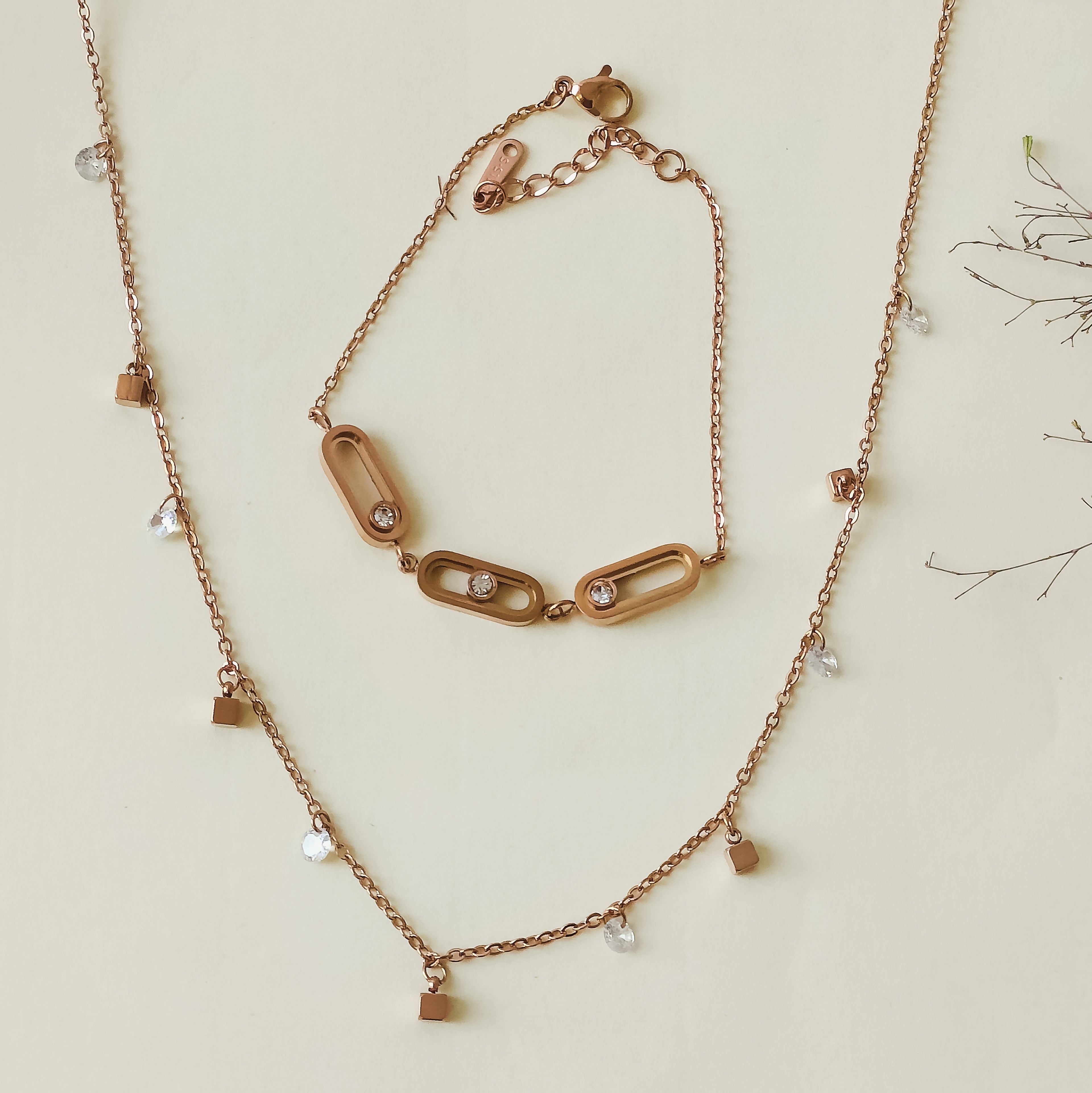 Oryn Duo Necklace  And  Braclet Set