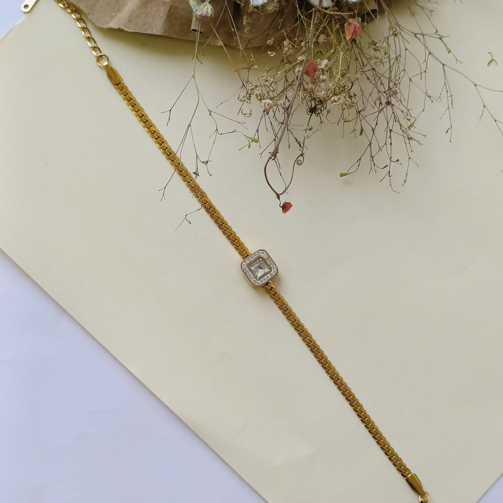 Auri Anti Tarnish Gold Plated Bracelet