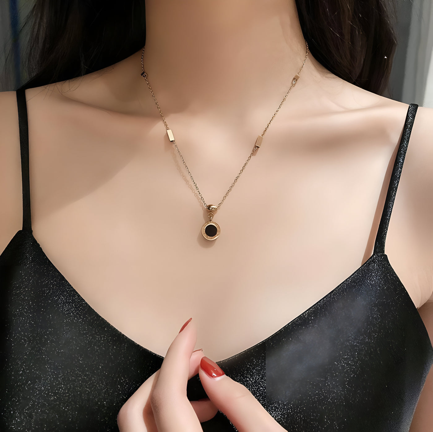 Rose Gold-Plated Stainless Steel Round Necklace
