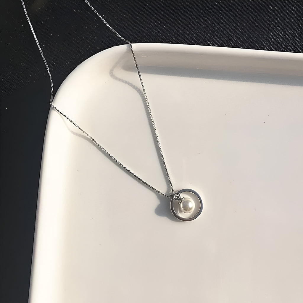 Pearl Necklace with Double Circle Design