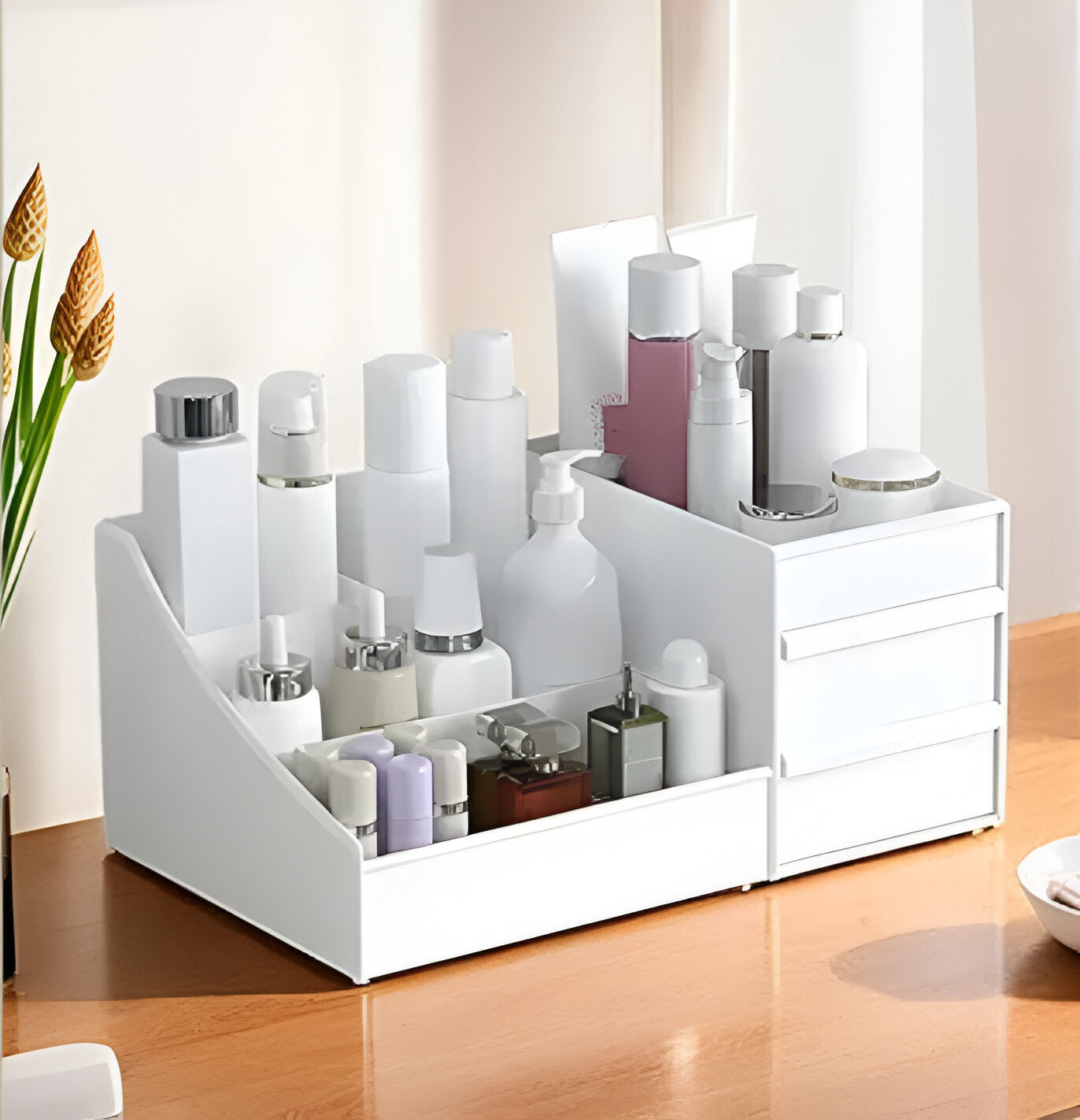 Jewelry & Brush Holder & Dressing Room