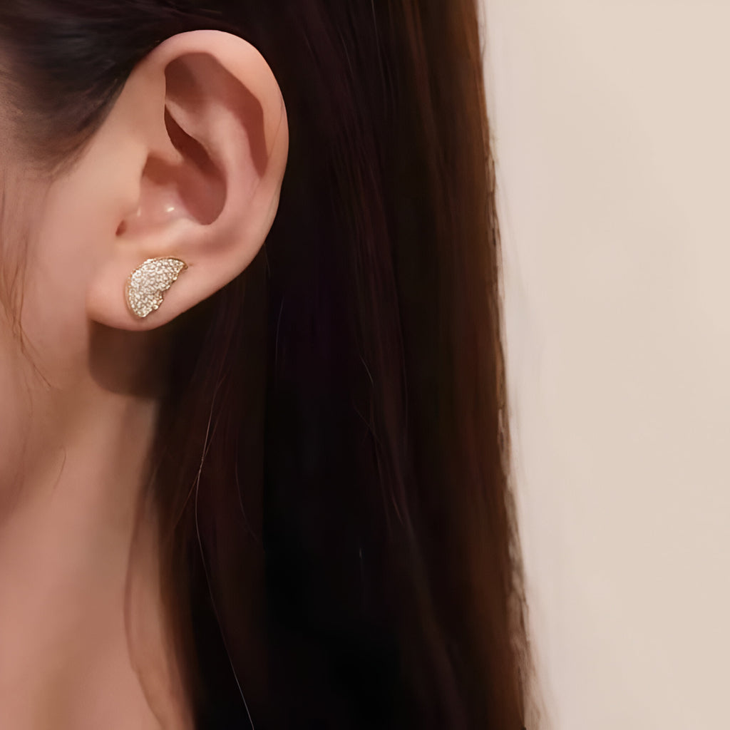 Elys Pearl Zirconia Stud Earrings