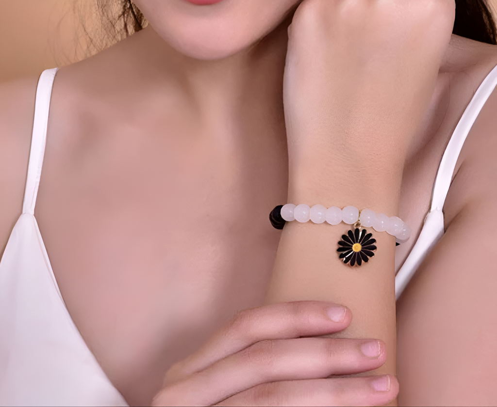 Black white beads flower Bracelets