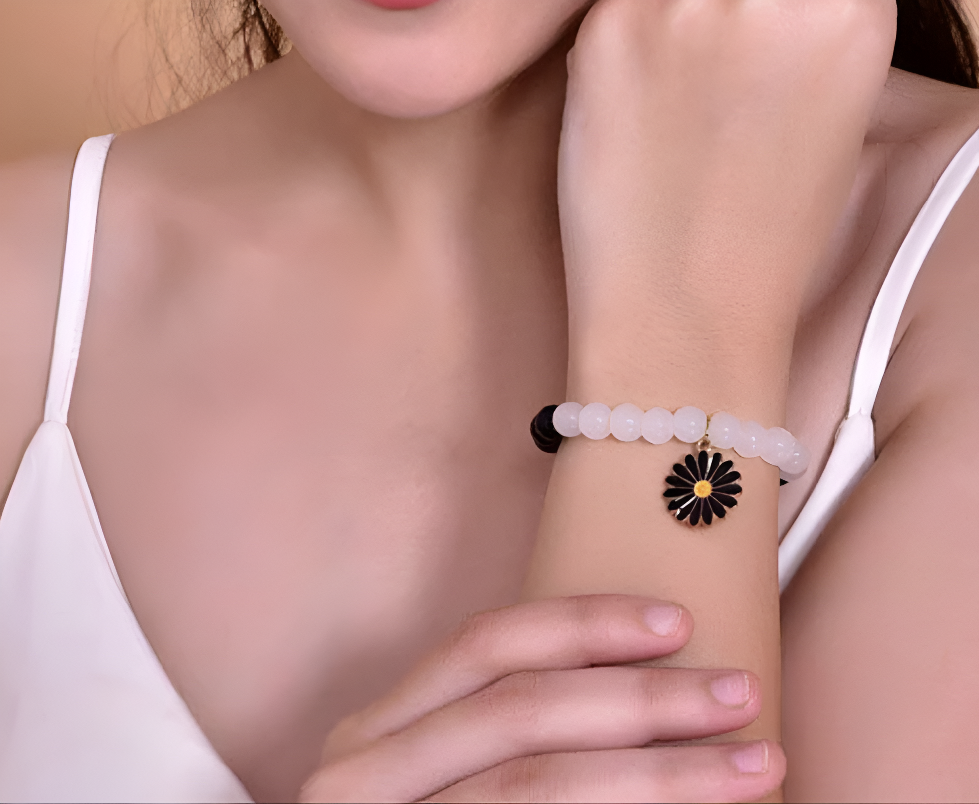 Black white beads flower Bracelets
