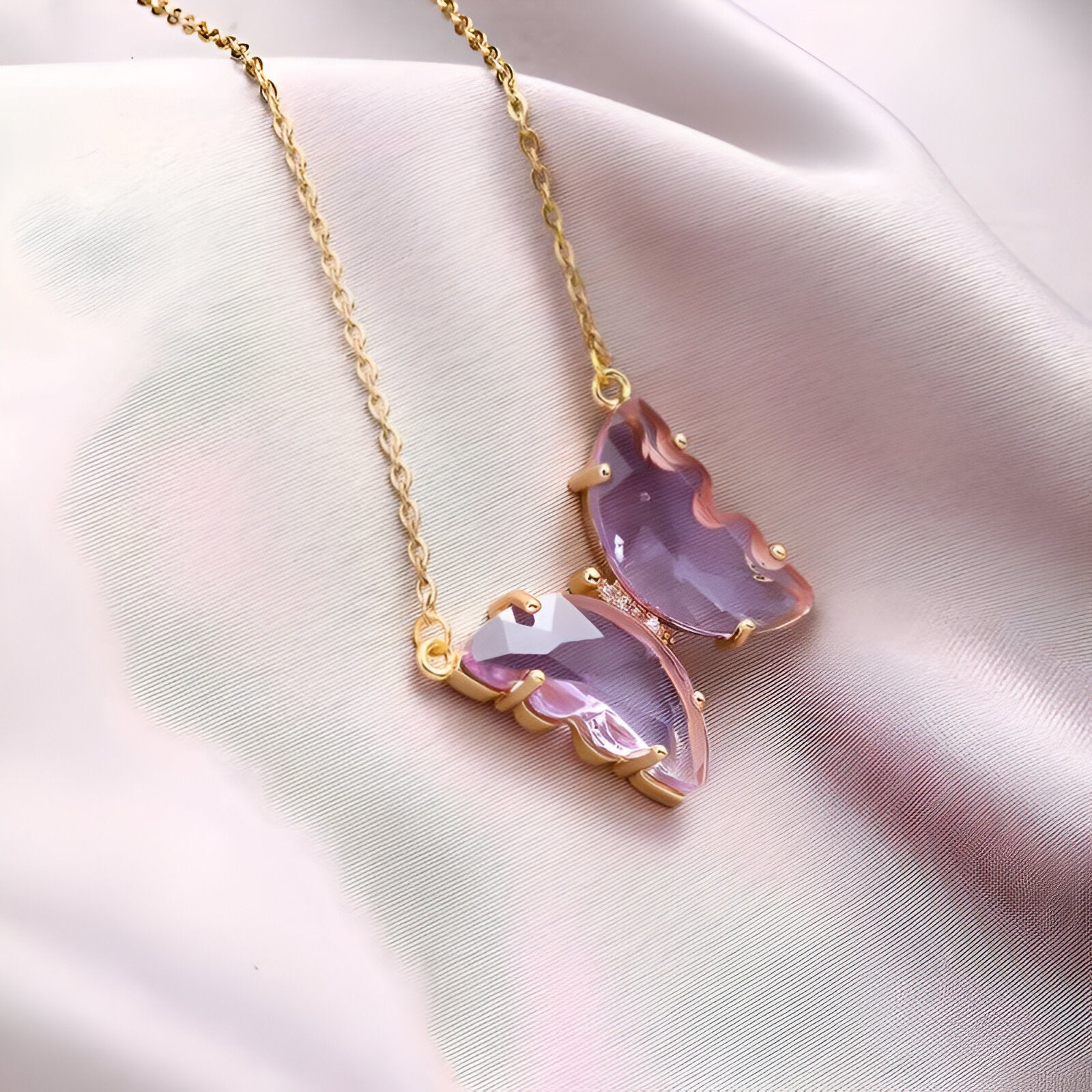 ELYS Gold-Plated Butterfly Necklace