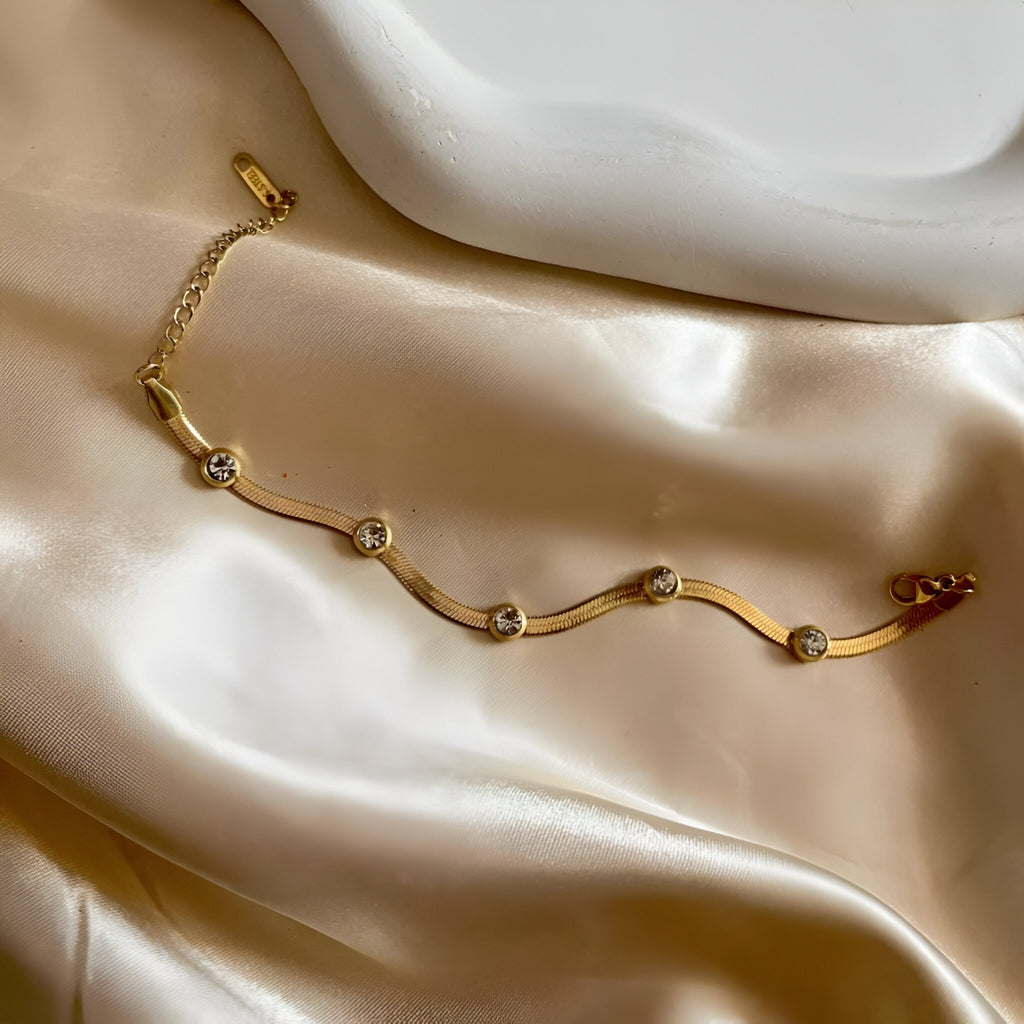 Auri Anti Tarnish Bracelet