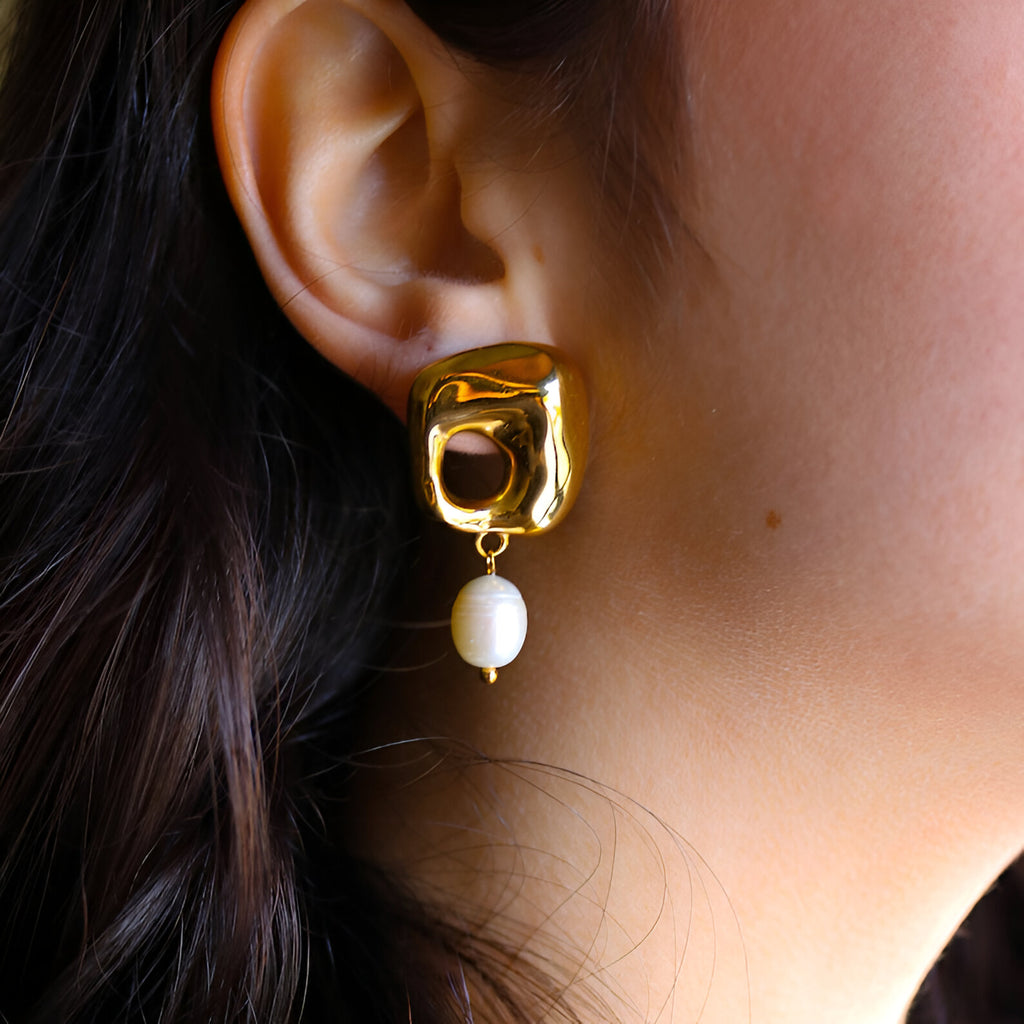 Eira pearl Anti Tarnish Earrings