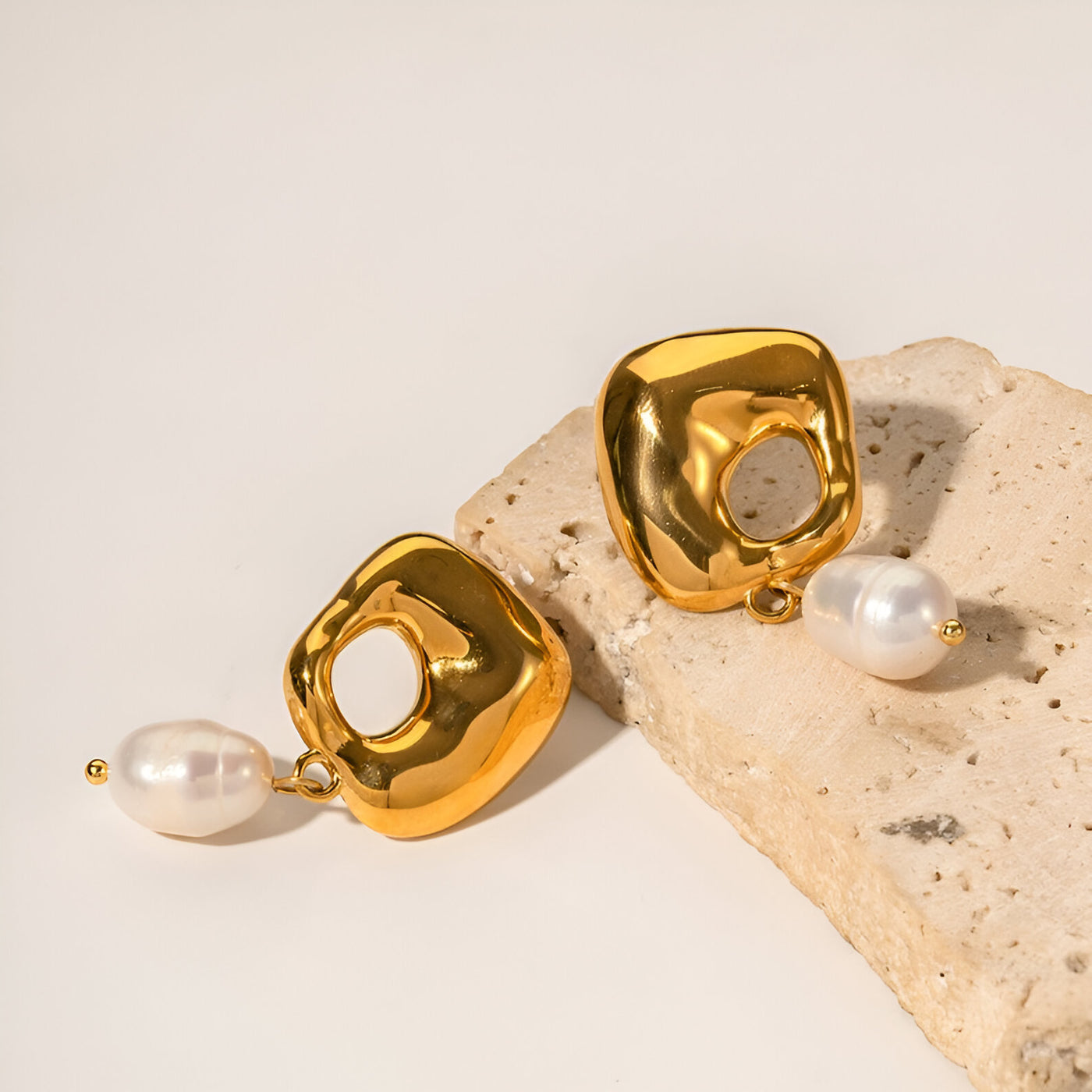 Eira pearl Anti Tarnish Earrings