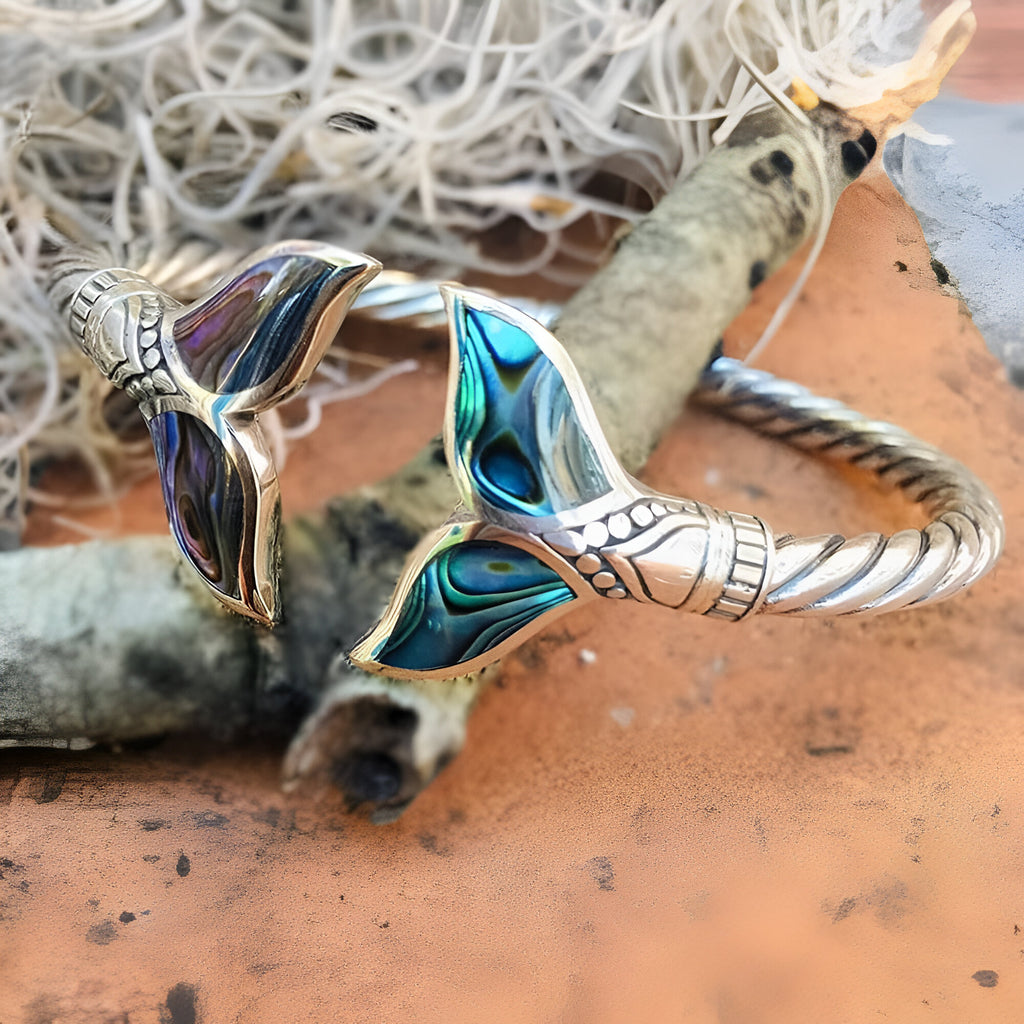 Ivia Mermaid Tail Bangle Bracelet