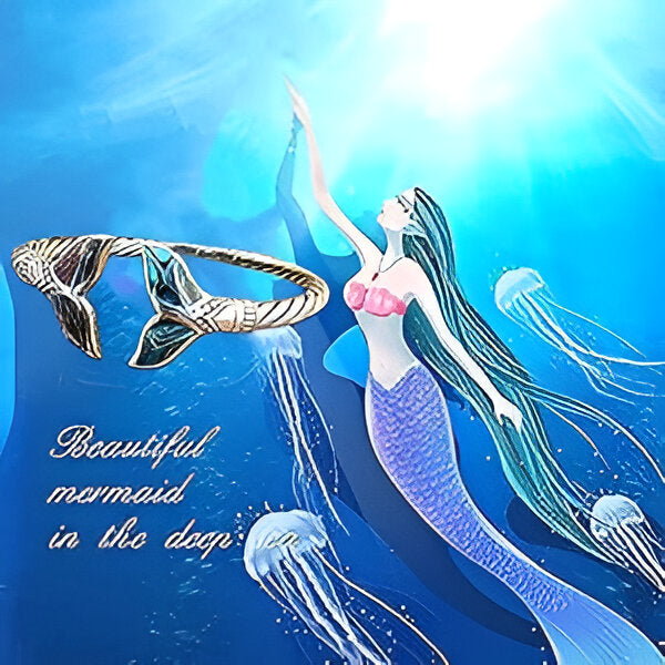 Ivia Mermaid Tail Bangle Bracelet