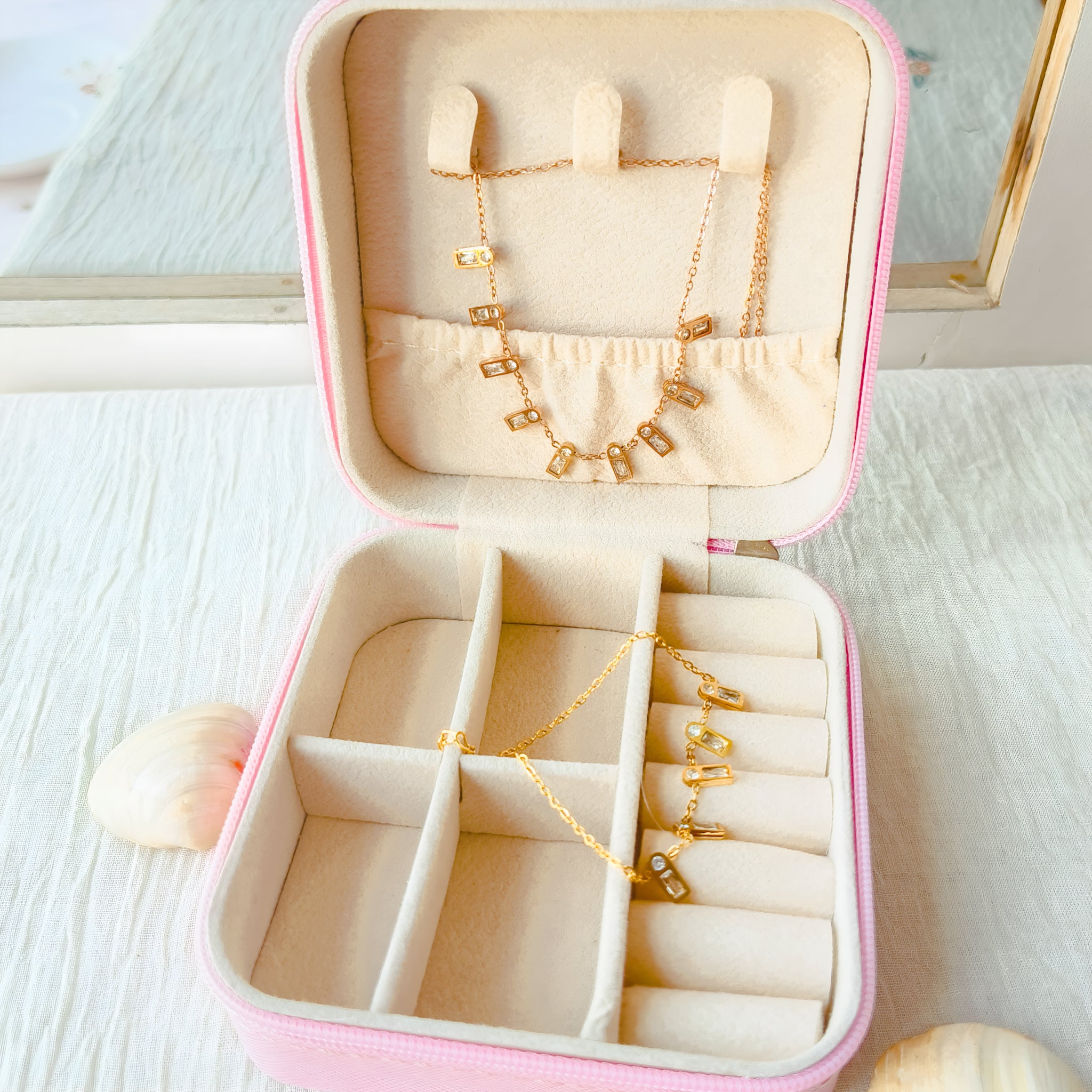 Oryn Duo Set And Elora Lux Organiser