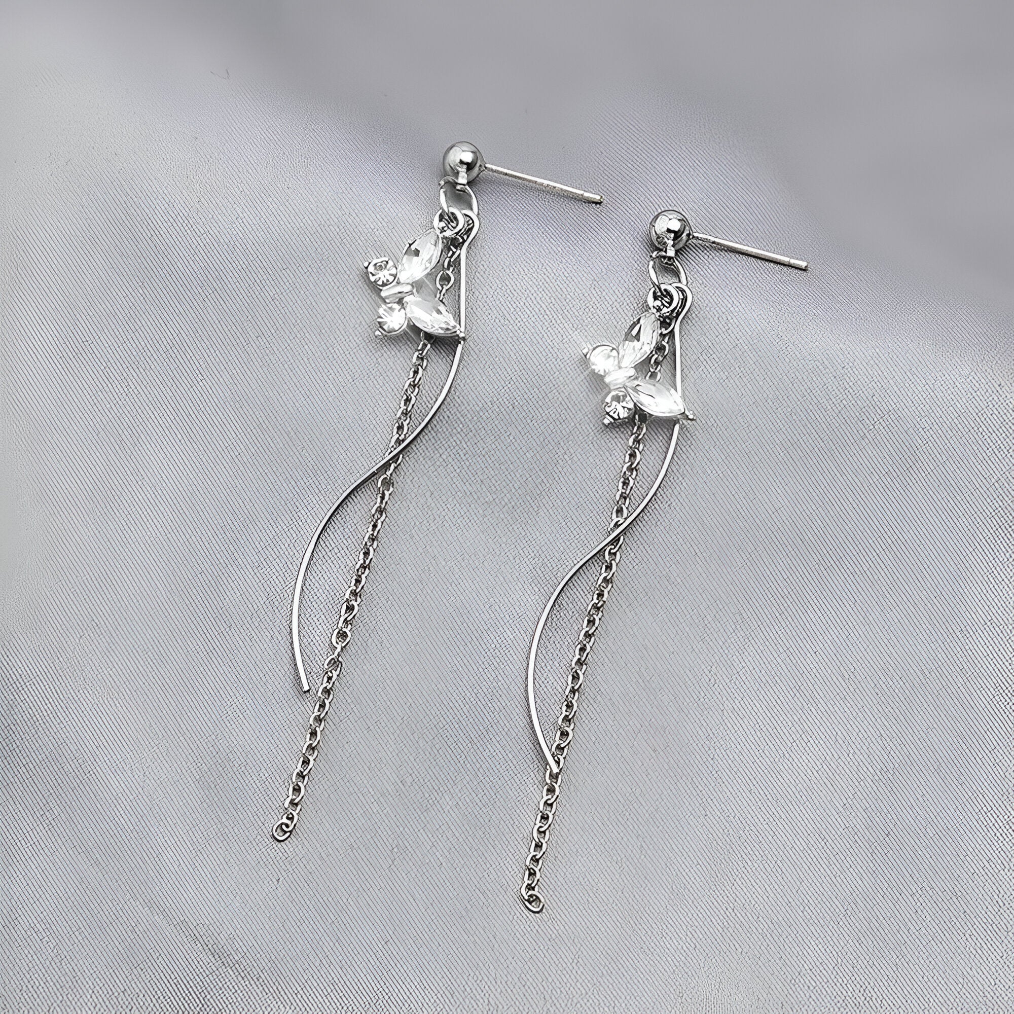 Elys Zircon Eye Tassel Earrings