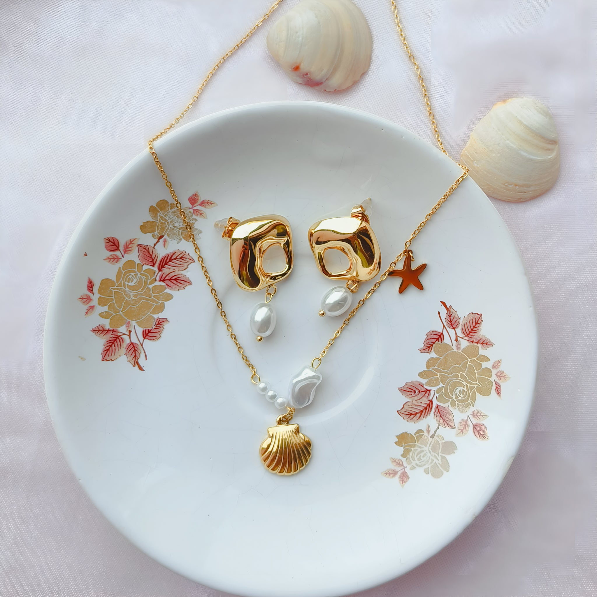 Oryn Duo Earrings & Necklace Set