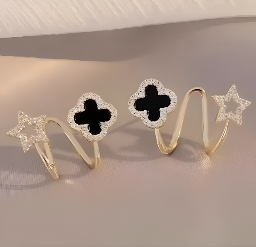 Auri Vibrato leaf Clover Earrings