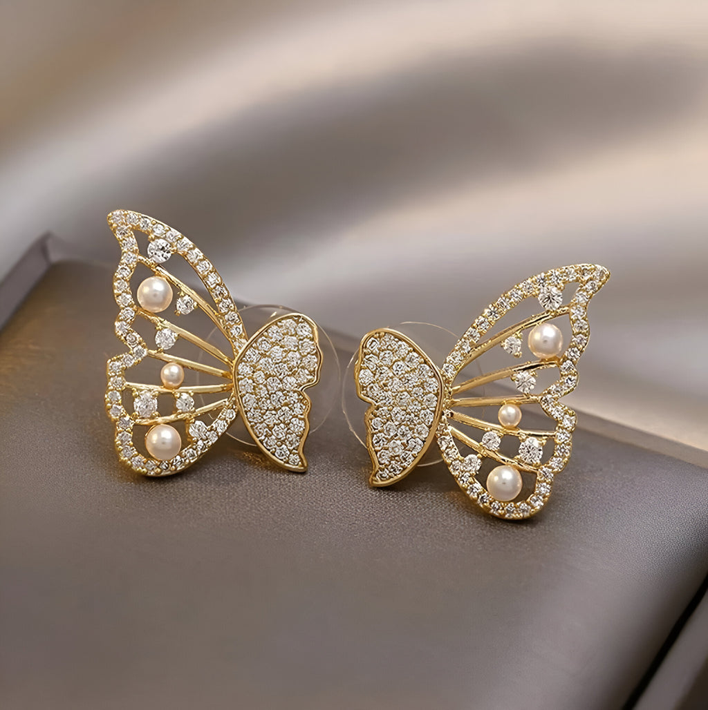 Elys Pearl Zirconia Stud Earrings