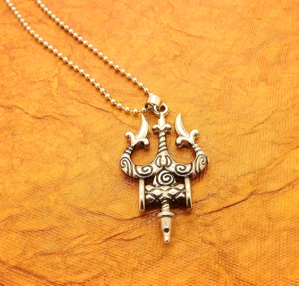 Twinkling Mens Stainless Steel Pendants With Chain