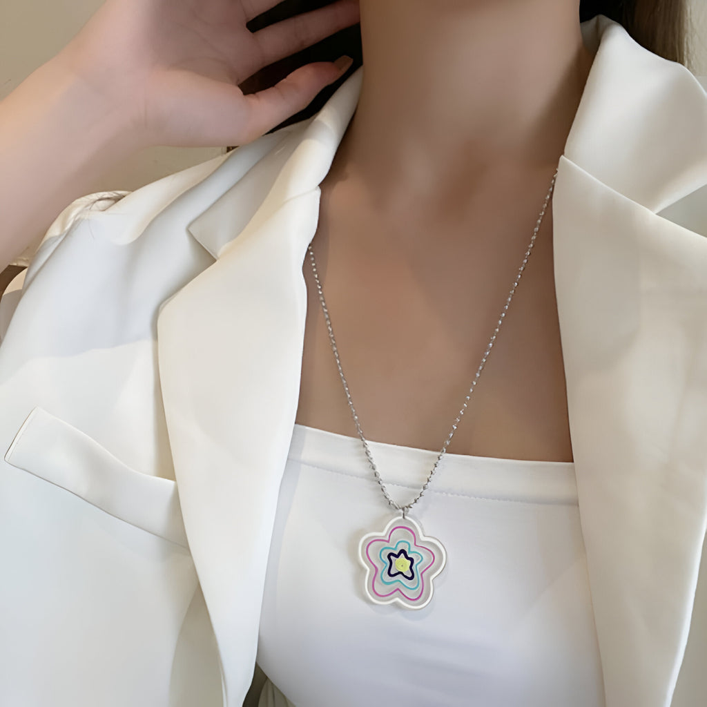 Transparent Flower Shape Necklace