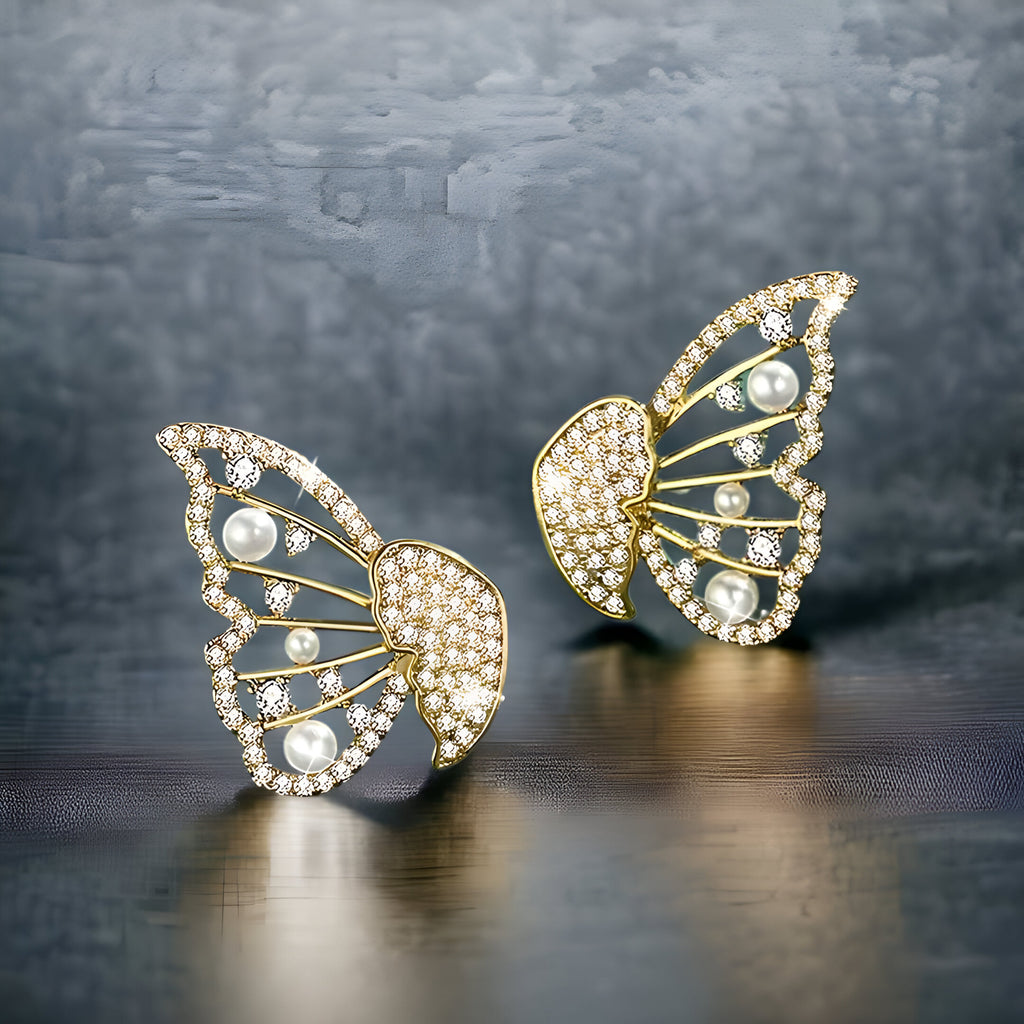 Elys Pearl Zirconia Stud Earrings