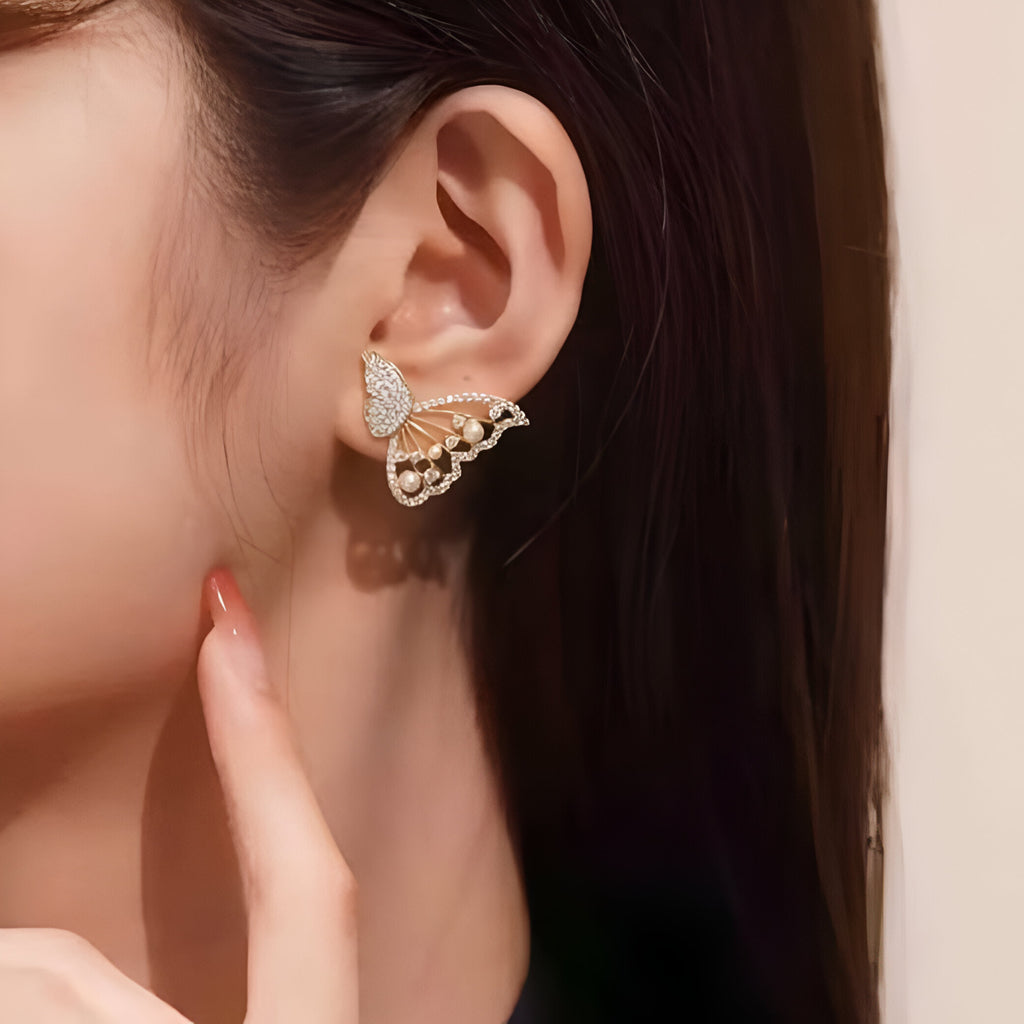 Elys Pearl Zirconia Stud Earrings